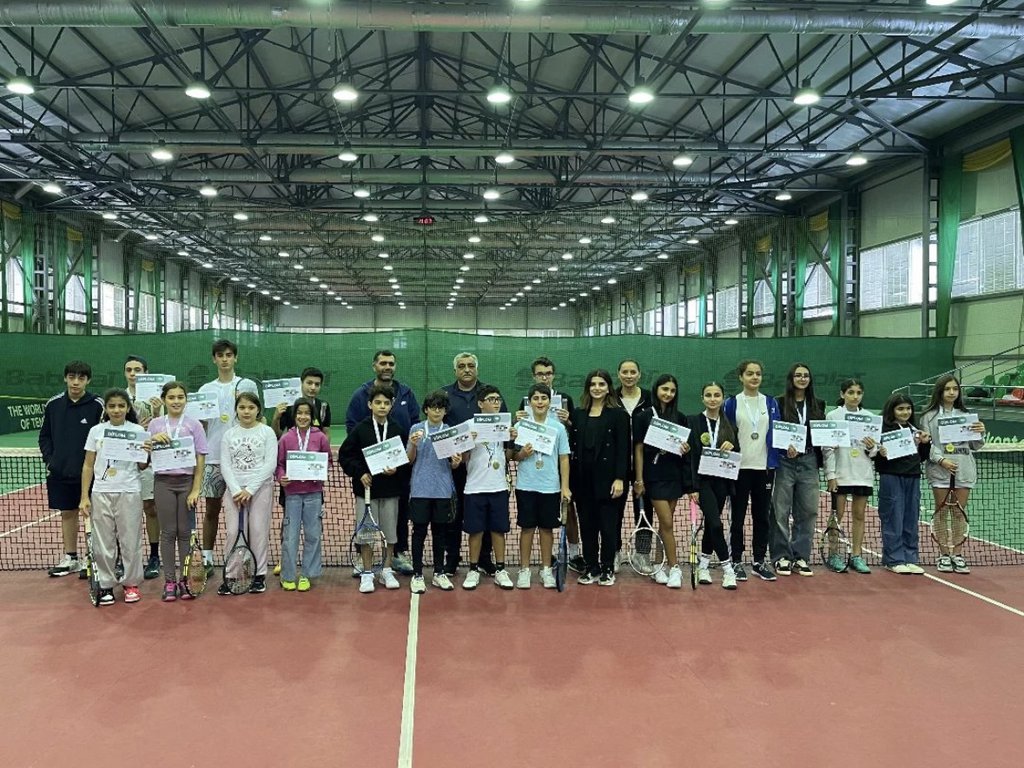 Tennis üzrə Respublika Çempionatı başa çatdı