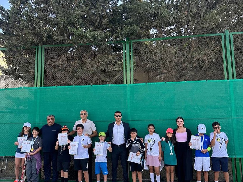 Tennis üzrə Bakı birinciliyinə yekun vuruldu